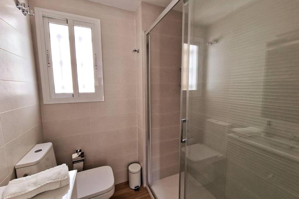 Moderno Apartamento Sevilla Zona Nervion. Wifi/Ac Sevilha Exterior foto